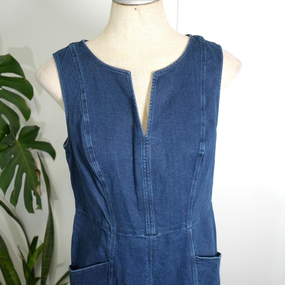 Boden Denim Shift Dress 8R Blue Dark Wash Notched V-Neck Sleeveless Pocket - Picture 2 of 9